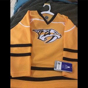 Nwt forsberg jersey size small